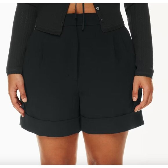 Aritzia Wilfred Labyrinth Short Cuffed Pleated Shorts Black Size 2 - Picture 1 of 8